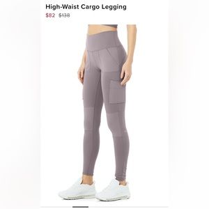Alo yoga high waist cargo leggings size Small. Brand new with tags never worn